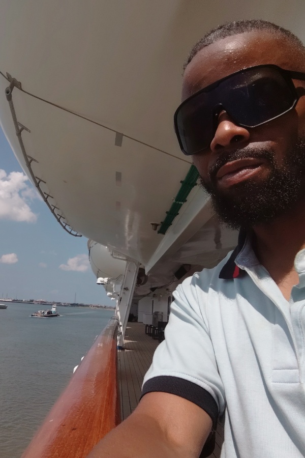 Cruise Brothers Travel Agent Dwayne Holmon